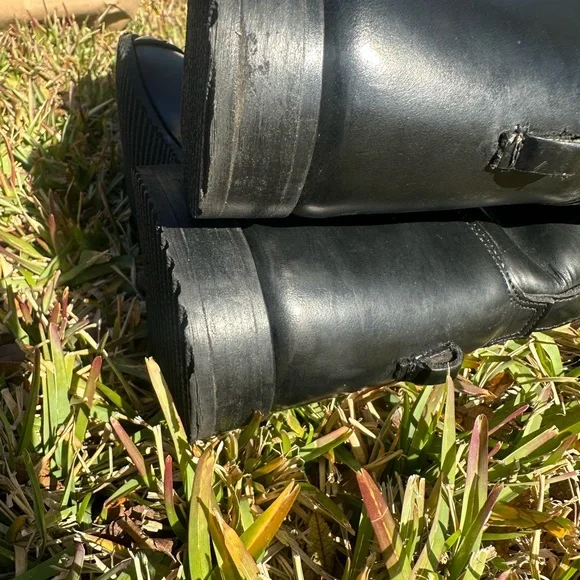 Black Leather Riding Boots - Picture 4 of 10